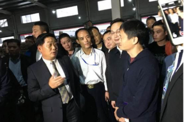 又一快遞巨頭栽了，泄露40萬(wàn)條信息被約談，老板曾是“快遞首富”