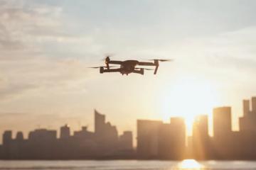 交通部、國家發(fā)改委：積極發(fā)展無人機配送等商業(yè)化應用
