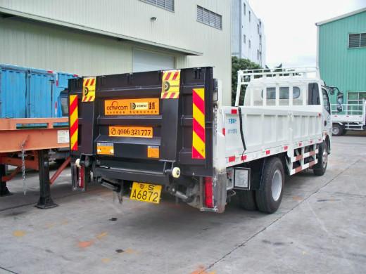汽車液壓升降尾板 汽車尾板 東莞達成